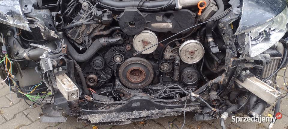 audi a6 c6 30 tdi4x4uszkodzony przódpali jeździ sprzedam