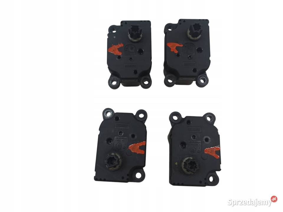 SILNICZEK NAGRZEWNICY KPL 4 3M5H19E616AB Ford