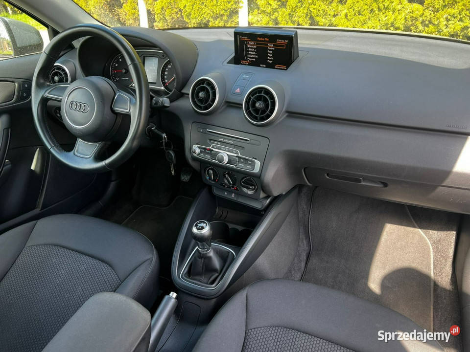 Audi A1 10 TFSI 95 SLine Klima PDC 8X 2010 Hatchback A1 Baranowo