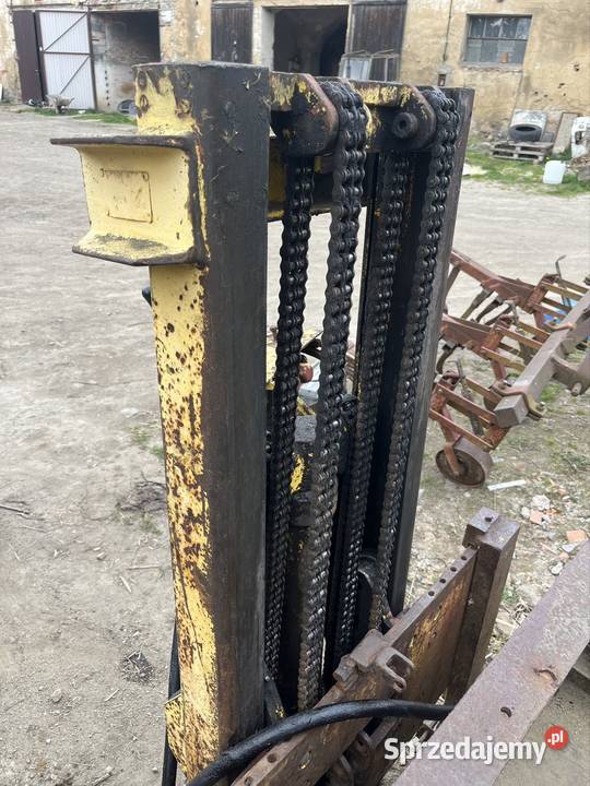 Widlakmasztpodnośnik Ursuszetor Napęd 2x4 Pieszyce