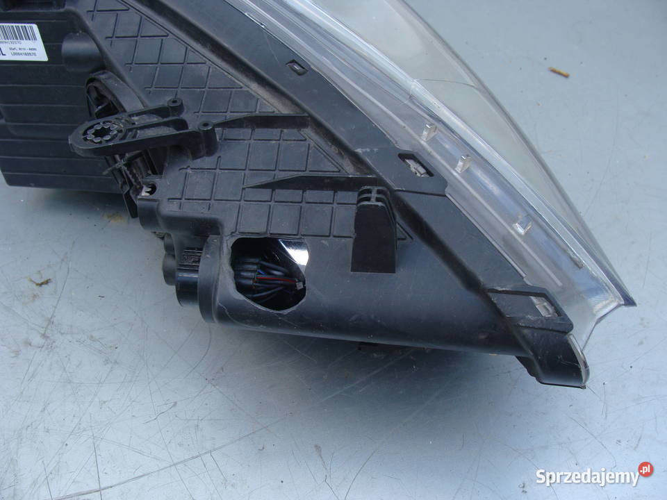 HYUNDAI I30 LAMPA PRZEDNIA LEWA 92101A6060