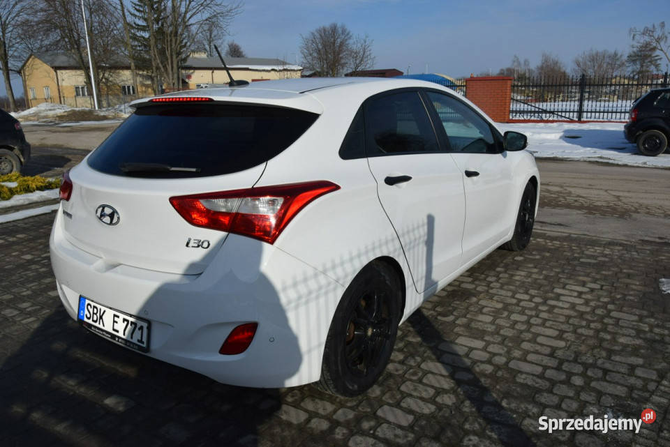 Hyundai i30 14B 2015r Navi Kamera 121 możliwa zamiana Majdan Sieniawski