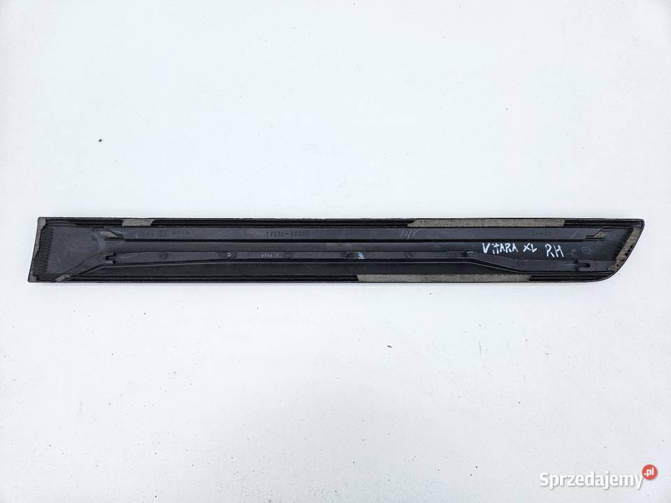 SUZUKI GRAND VITARA XL7 LISTWA DRZWI PRAWY TYŁ Międzychód sprzedam