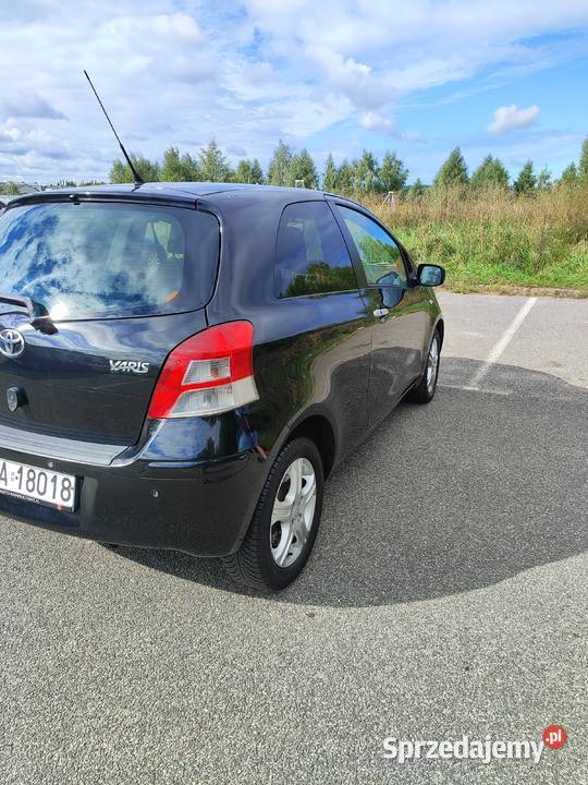 Toyota Yaris Premium manualna Juszkowo