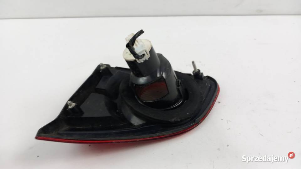 NISSAN QASHQAI J10 LAMPA TYŁ LEWA W KLAPĘ osobowe Światła stop Światła stop Zbierkowo
