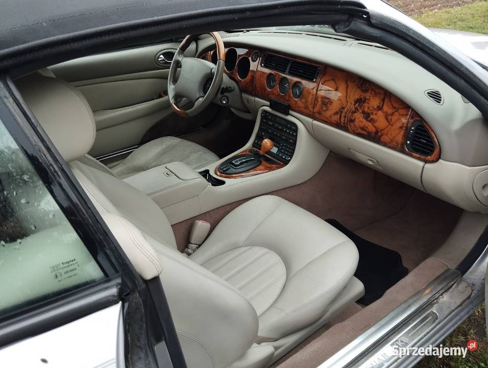 Jaguar xk8