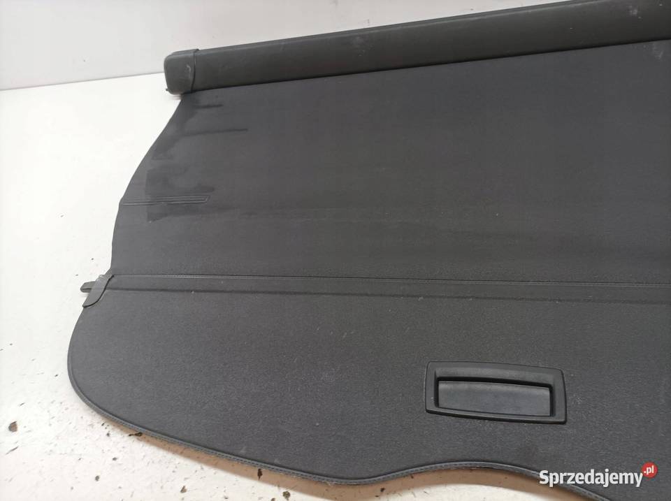 ROLETA BAGAŻNIKA KOMBI T27 Toyota Avensis III