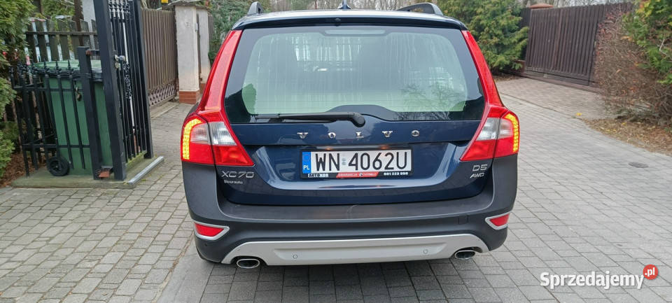 Volvo XC 70 24 D5 Momentum AWD 215 serwisowany w ASO Warszawa