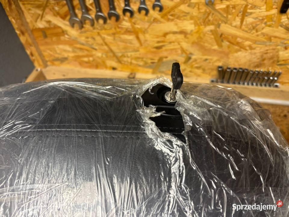 Kufry Yamaha XVS 1300 z zamkami Kufry