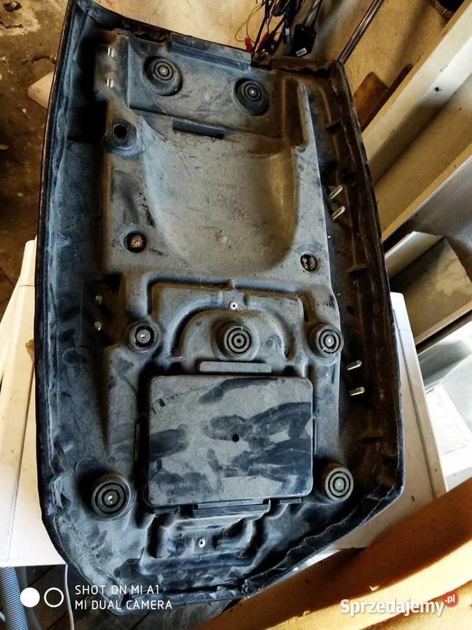 Siedzenie kanapa Yamaha xj 750 opolskie Odrowąż