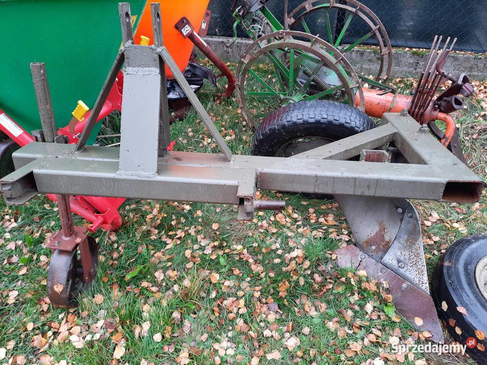 Pług do oborywania miedzy jednoskibowy nieuszkodzony Bucze