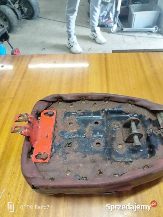 Siedzenie Komar motorynka łódzkie Łubno