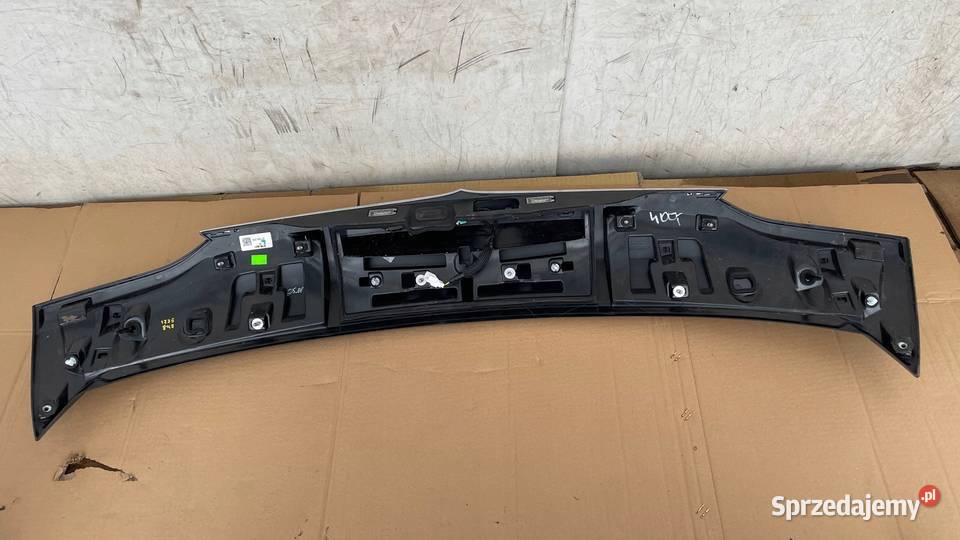 BLENDA KLAPY TYŁ MASERATI LEVANTE 670042733 Części samochodowe Gorzów Wielkopolski sprzedam