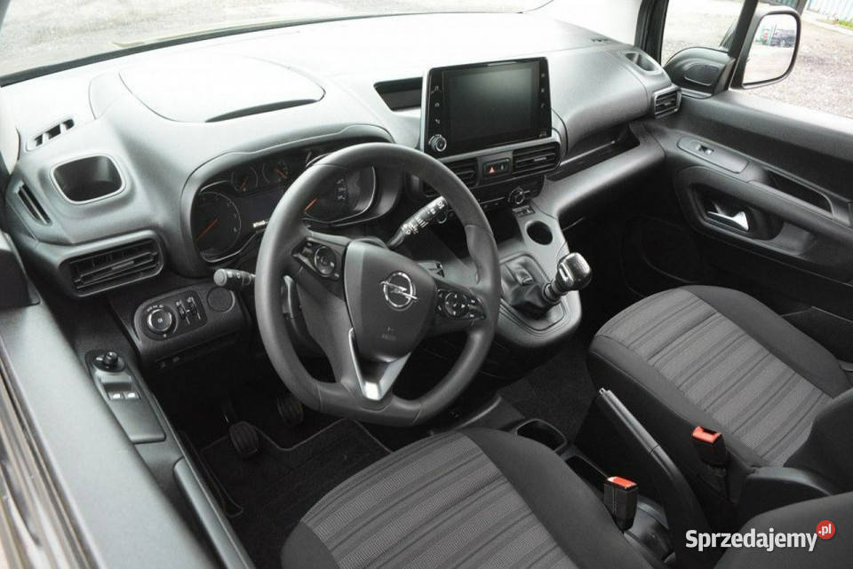 Opel Combo 12 Turbo 7 osobowy nawi led kamera Sędziszów Małopolski