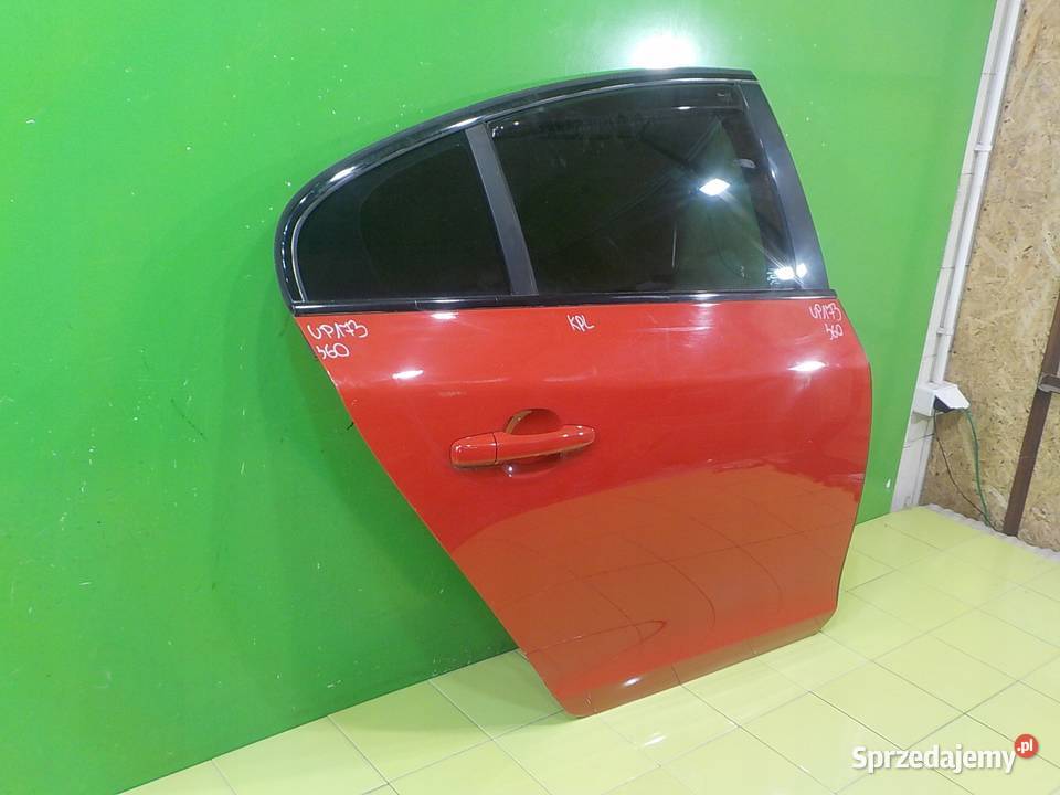 VOLVO S60 II RDESIGN 16 T3 11r SEDAN 4D drzwi Drzwi Suków