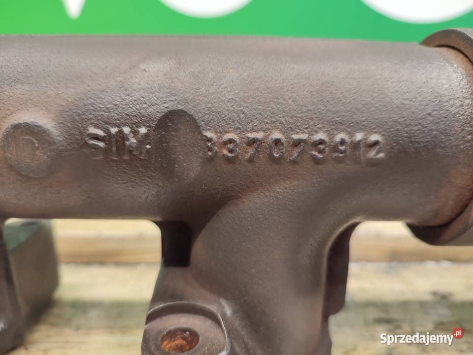 Kolektor wydechowy 837074950 MASSEY FERGUSON Pozostałe Wilkowo sprzedam