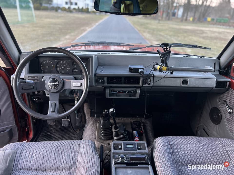 Nissan Patrol long salon Polska W260 hiszpan hak
