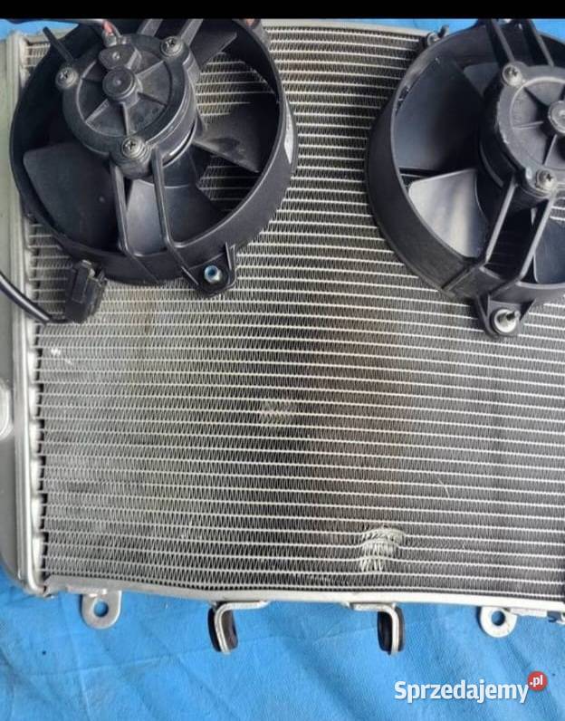 Aprilia TUONO V4 1100 rsv 16 chłodnica Chłodnice sprzedam