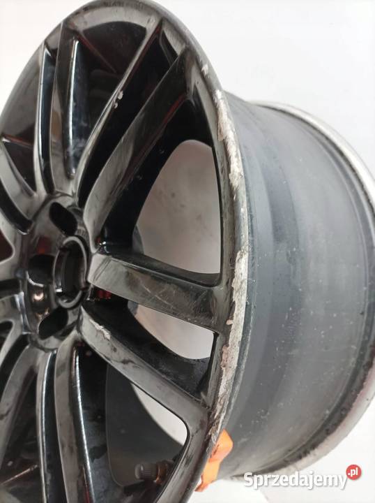 FELGA ALUMINIOWA R18 5X112 ET45 OC57MM 85JX18