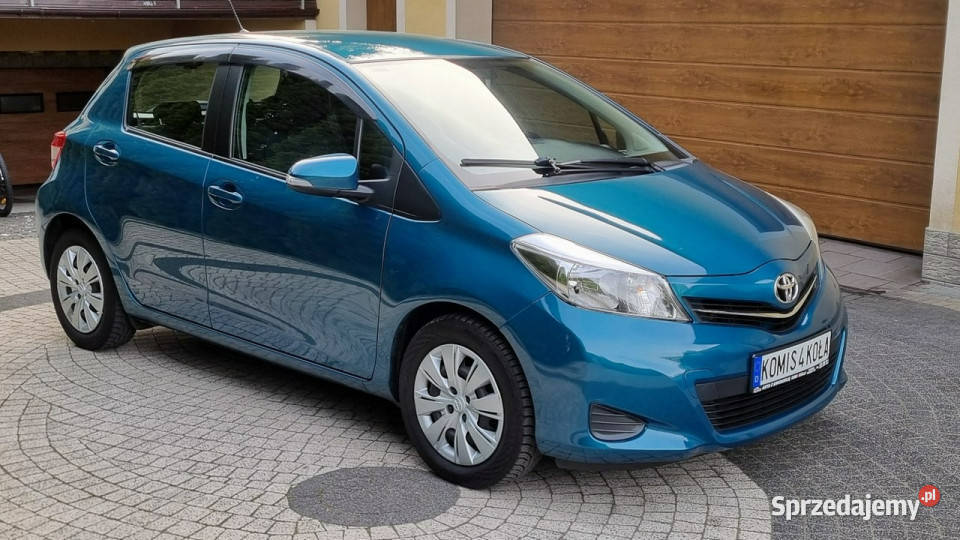 Toyota Yaris 6 Bieg Kamera Cofania 13 101 autoalarm Płońsk