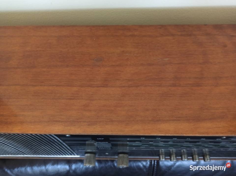 Klawesyn UNITRA DIORA DML 306 radio PRL