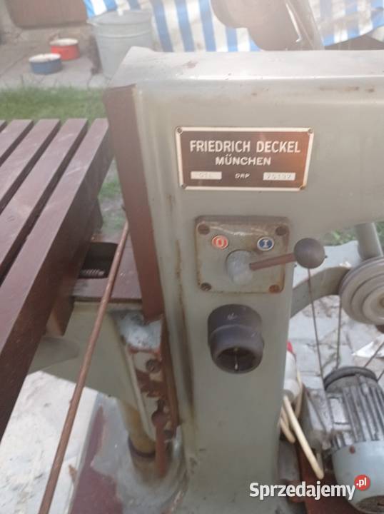 Maszyna do grawerowania Maszyny do obróbki i pakowania Bełżec