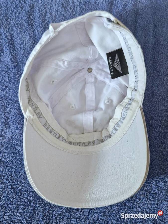 Bawełniana letnia czapka z daszkiemhaftowane Warszawa