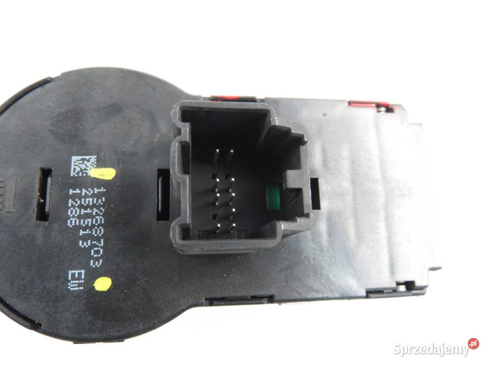 WŁĄCZNIK ŚWIATEŁ OPEL ASTRA IV J 13268703