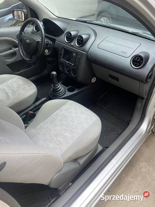 Ford Fiesta 14TDCI Opłaty na Klimatyzacja 2003r Zarejestrowany w Polsce Iłża