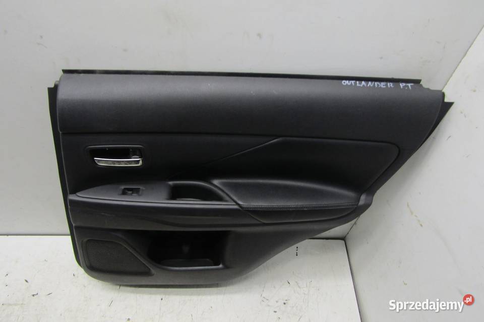 BOCZEK TAPICERKA DRZWI PRAWY TYŁ TYLNA Wyposażenie wnętrza