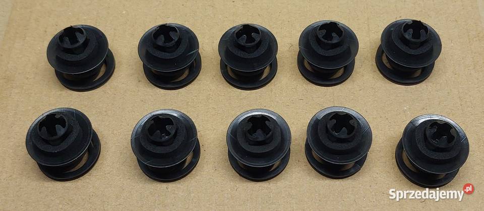 SPINKA KOŁEK TAPICERKI DRZWI GOLF IV PASSAT B5 osobowe dolnośląskie Mielęcin