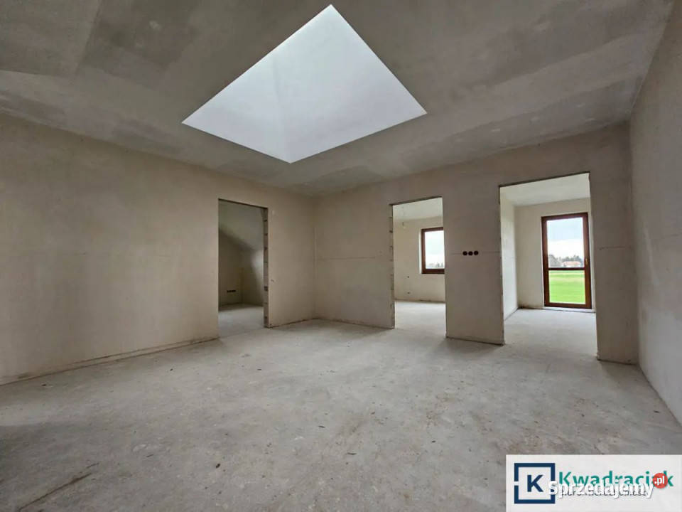sprzedaży domu wolnostojącego 258m2 Moderówka sprzedam