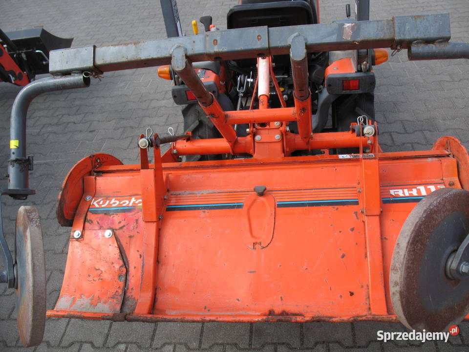 Kubota GB seria 4x4 do tunelu szkółki leśnej Mroków
