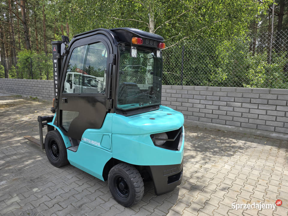 Wózek widłowy MITSUBISHI FD25N 25 t 33 m diesel