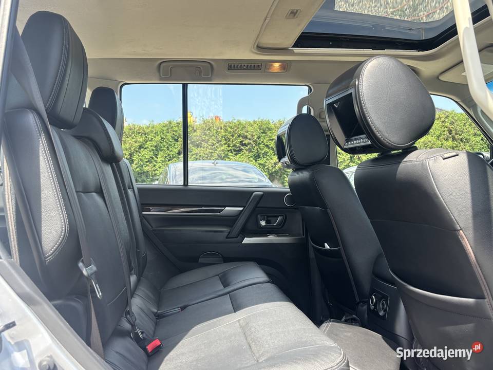 Mitsubishi Pajero 2018r 4x4 Automat Gwarancja isofix śląskie Paniówki
