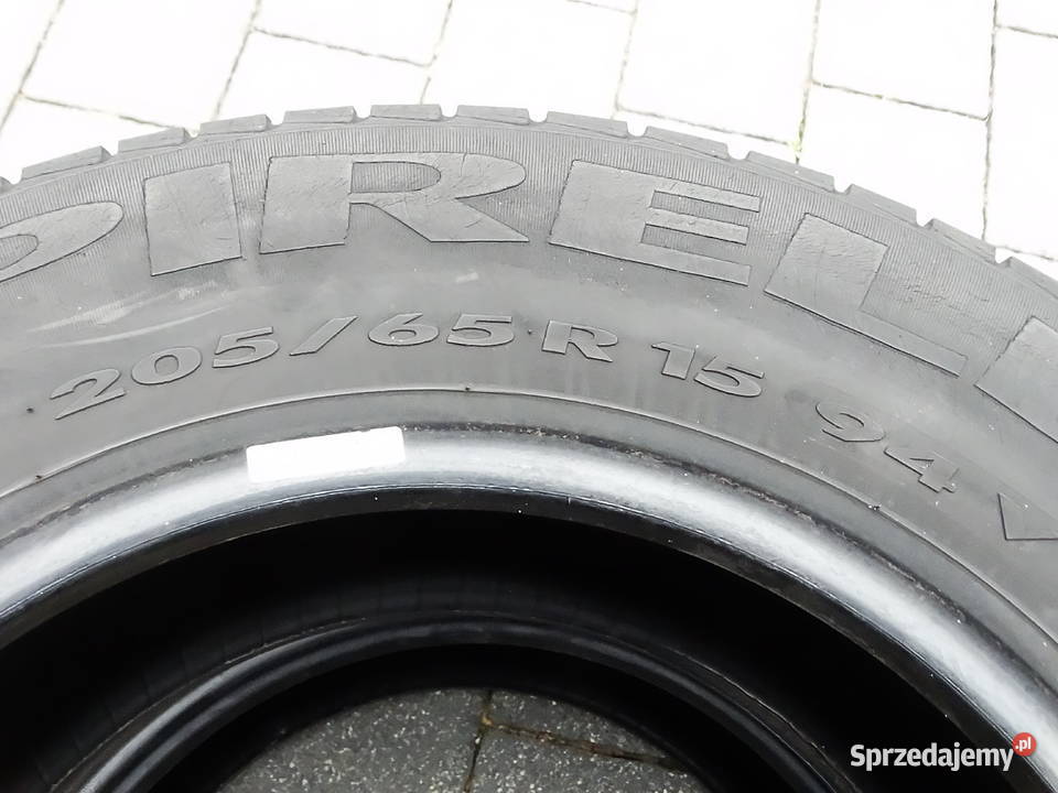 Opony letnie Pirelli P7 20565R16 94V x 2 sprzedam