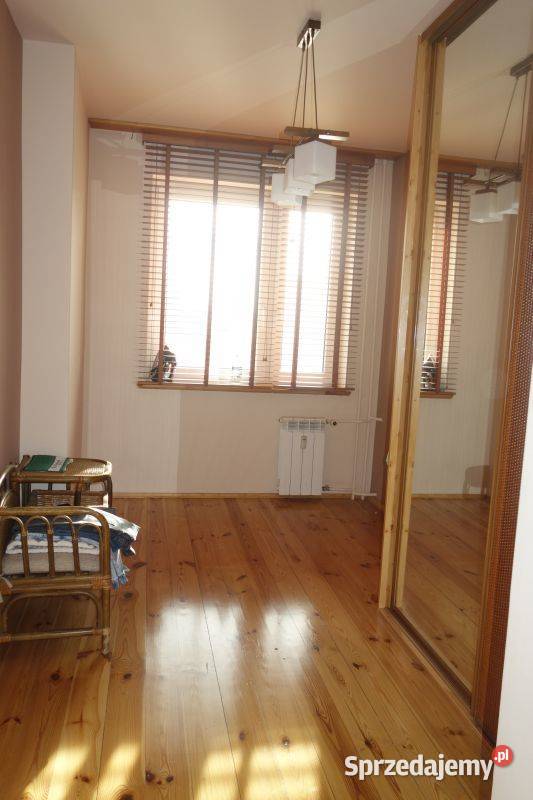 OLEŚNICA I PIĘTRO BALKON PIWNICA KLIMATYZACJA oddzielna kuchnia Nieruchomości dolnośląskie Oleśnica