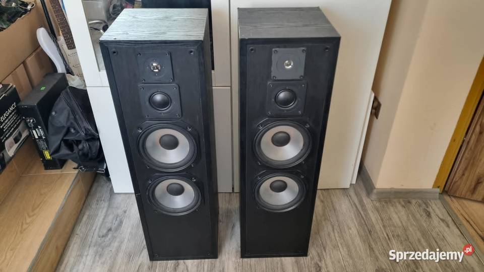 Potężne kolumny Axton AX70 Switzerland 2x150W Słuchawki i głośniki Warta