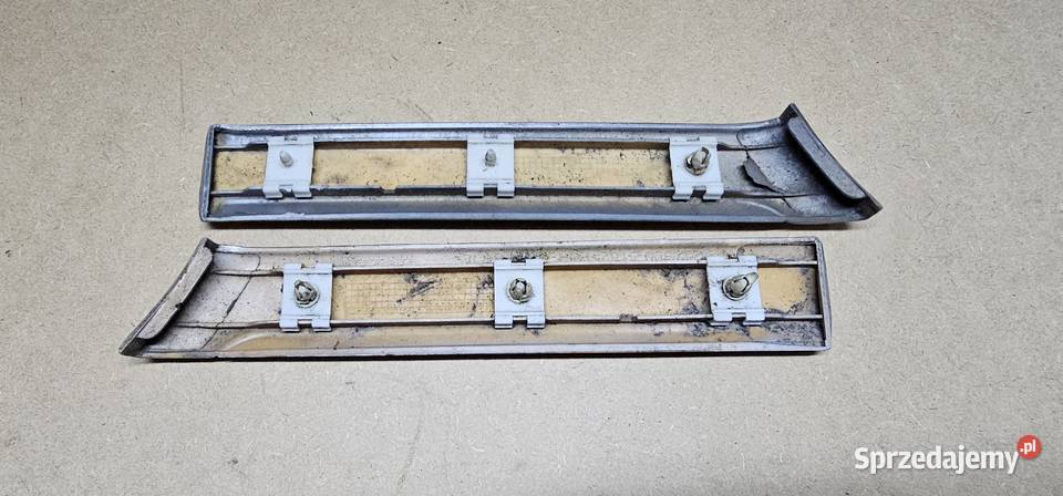 Listwa błotnika sport mercedes w202 Części samochodowe