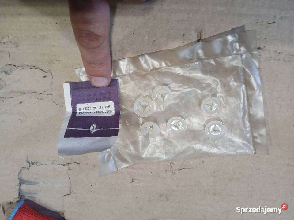 Spinki mocowania emblemat licencja fiat Pozostałe Koluszki