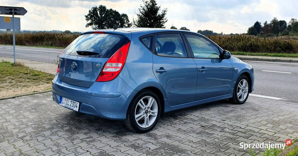 Hyundai i30 zadbane auto Piękny turkusowy aluminiowe felgi