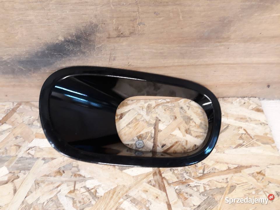 CITROEN C3 III RAMKA HALOGENU PRAWA PRZÓD wielkopolskie Międzychód sprzedam