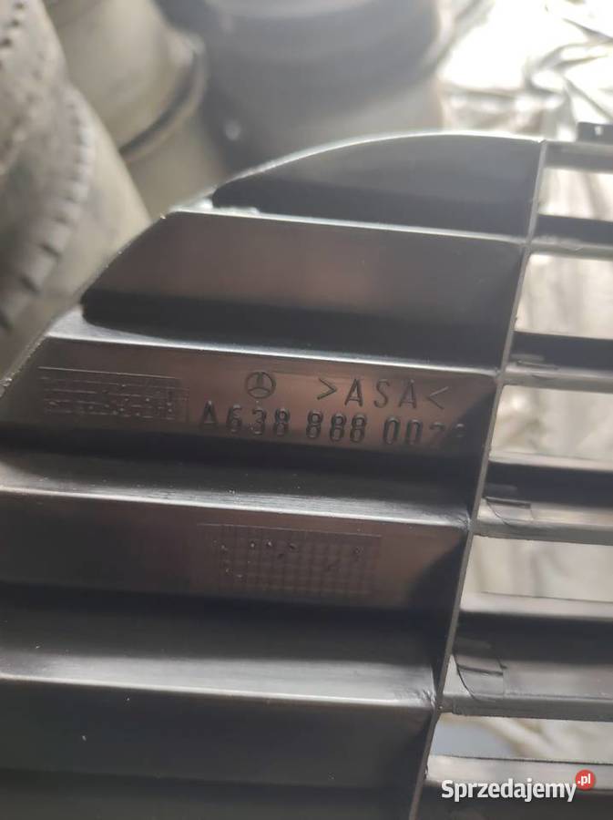 Grill Mercedes Vito 638 nowy oryginalny osobowe łódzkie Łódź