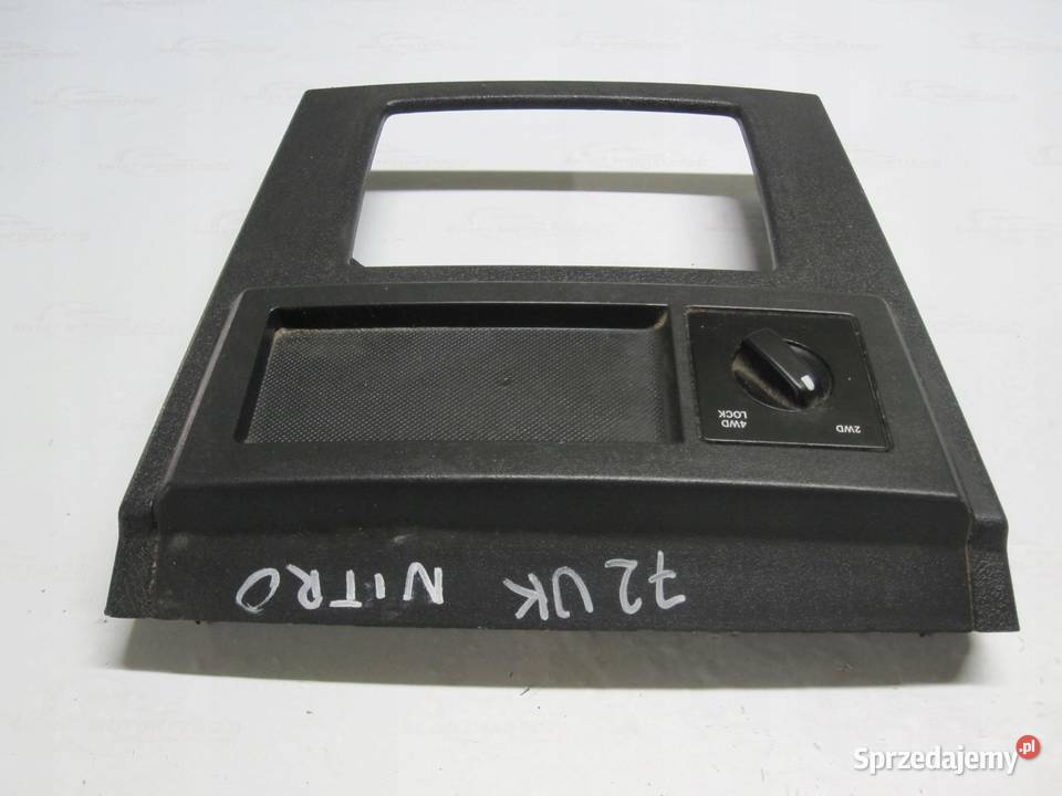 DODGE NITRO 08r panel środkowy przełącznik osobowe sprzedam