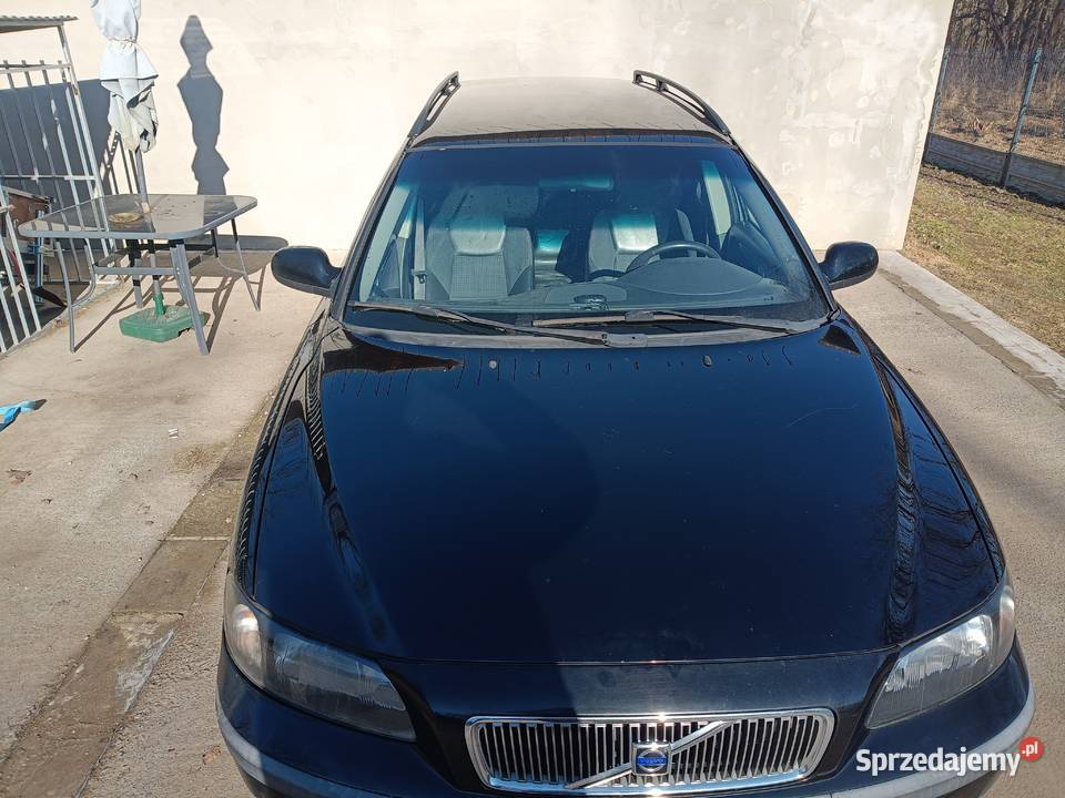 Volvo V70 T5 23 turbo 250 koni LPG uszkodzone sprzedam