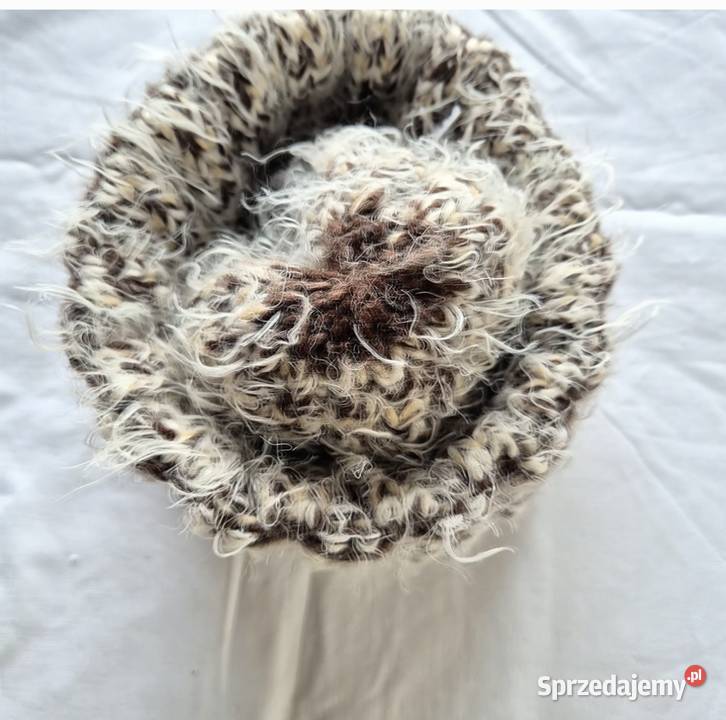 Włochata czapka na zimę Brzesko