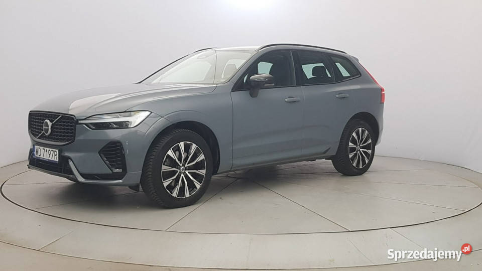 Volvo XC 60 B4 D AWD Plus Dark Z Polskiego napęd 4x4 Warszawa
