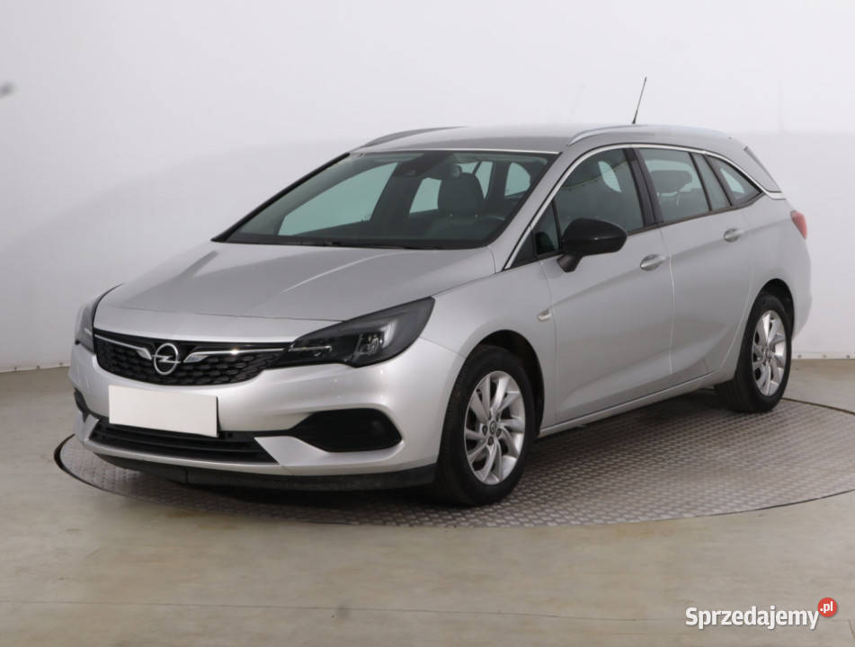 Opel Astra 12 Turbo Rok produkcji 2021