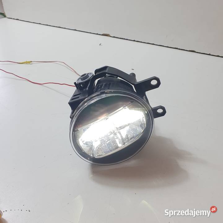 LEXUS IS III HALOGEN LED PRAWY PRZÓD MDE1313794R prawe sprzedam