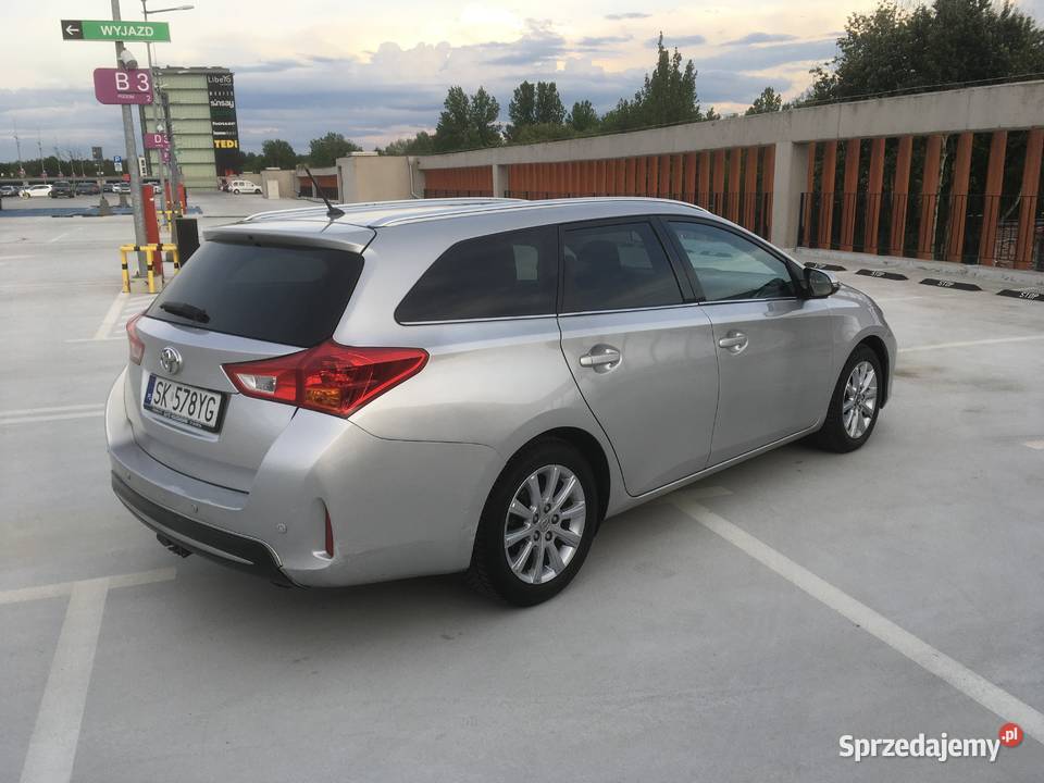 Auris 2014 20 diesel I właściciel Youtube srebrny Katowice sprzedam